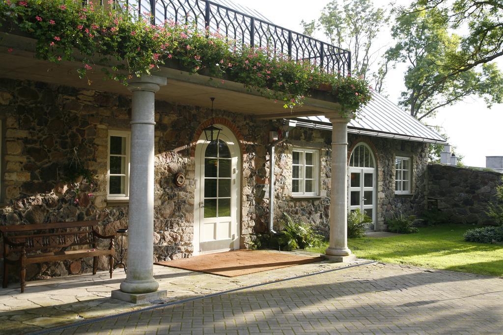 Pädaste Manor Exterior foto