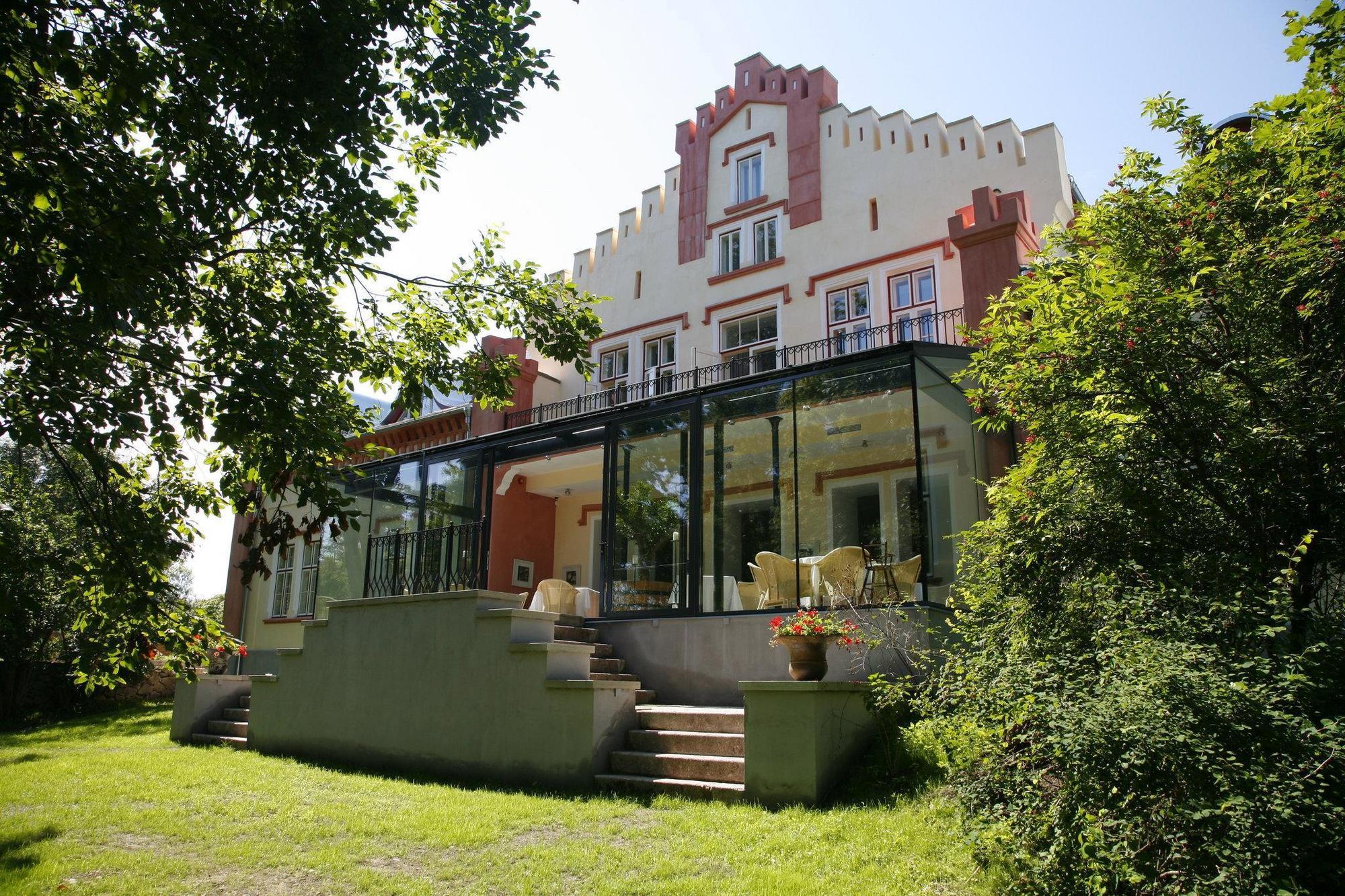 Pädaste Manor Exterior foto